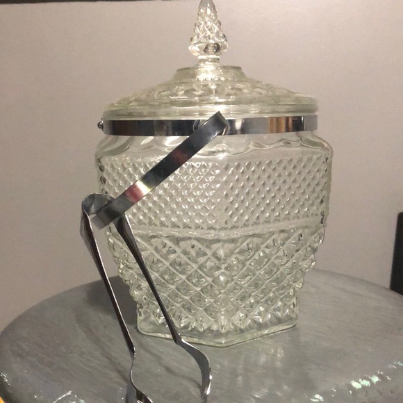 Anchor Hocking Other - Vintage 1960s Anchor Hocking Wexford glass ice bucket with lid & tongs